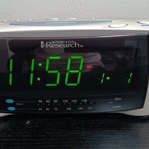 Emerson Research Dual Alarm Clock Radio